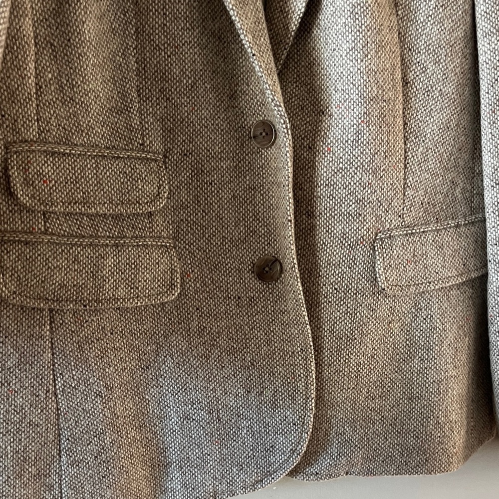 Banana Republic Textured Blazer - Picture 6 of 10